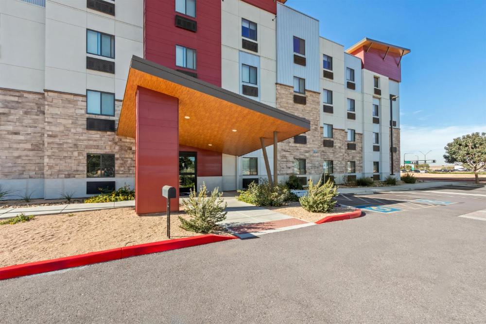Sonesta Simply Suites Avondale